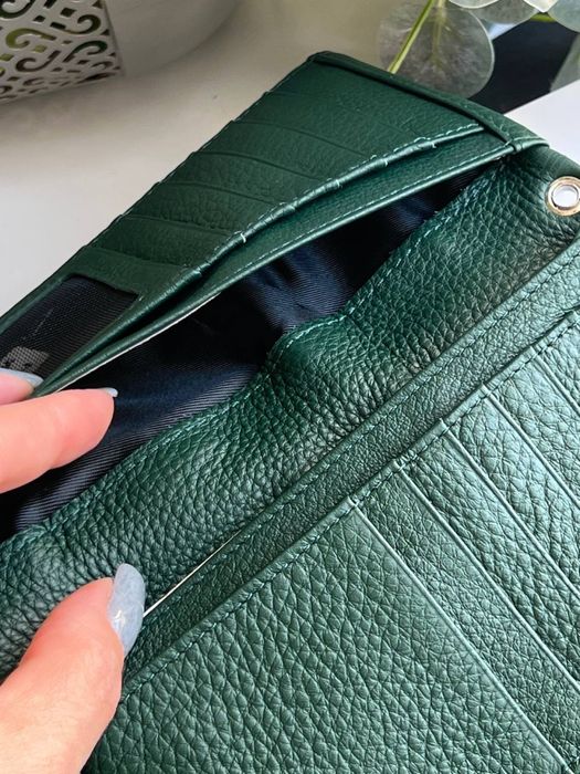 Жіночий шкіряний гаманець