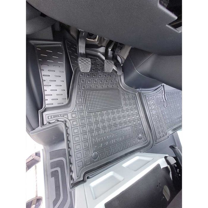 коврики =Volkswagen=Crafter 2006-2017 / Mercedes Sprinter 2006-2021