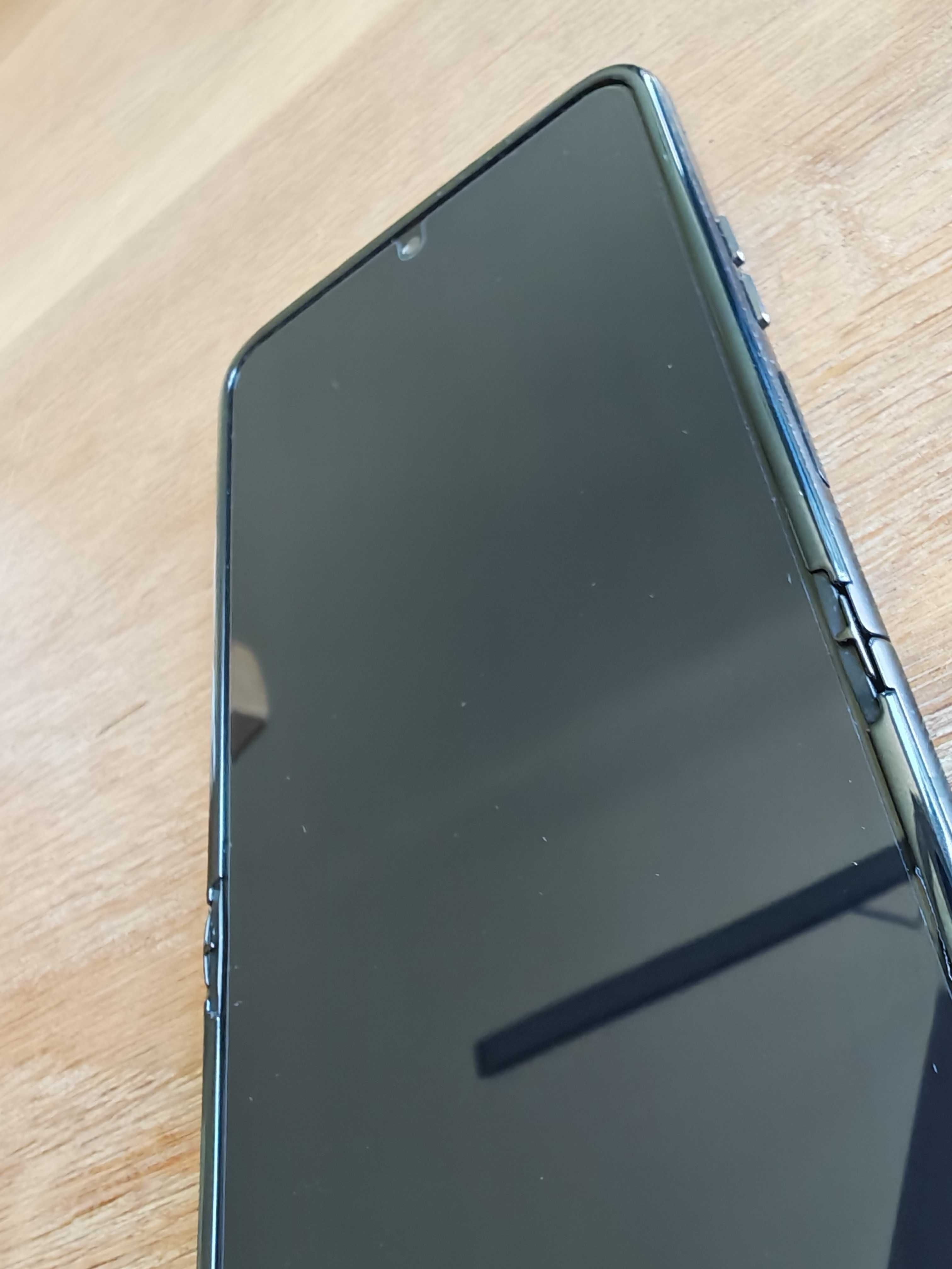 Motorola Razr 40 Ultra 8/256 stan idealny