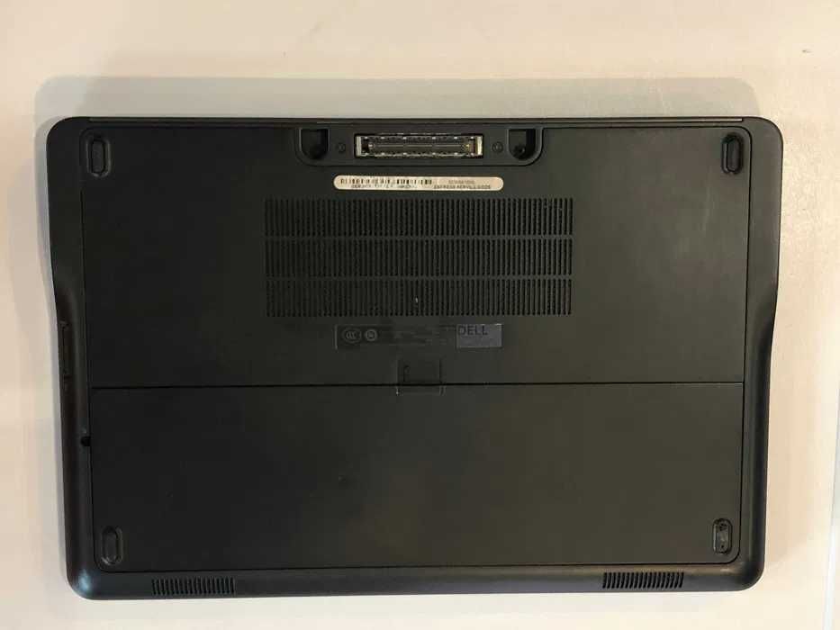 Dell Latitude E7240 Core i5 4310UGHz 4 GB 256 SSD 12,5'' Win 10 Prof