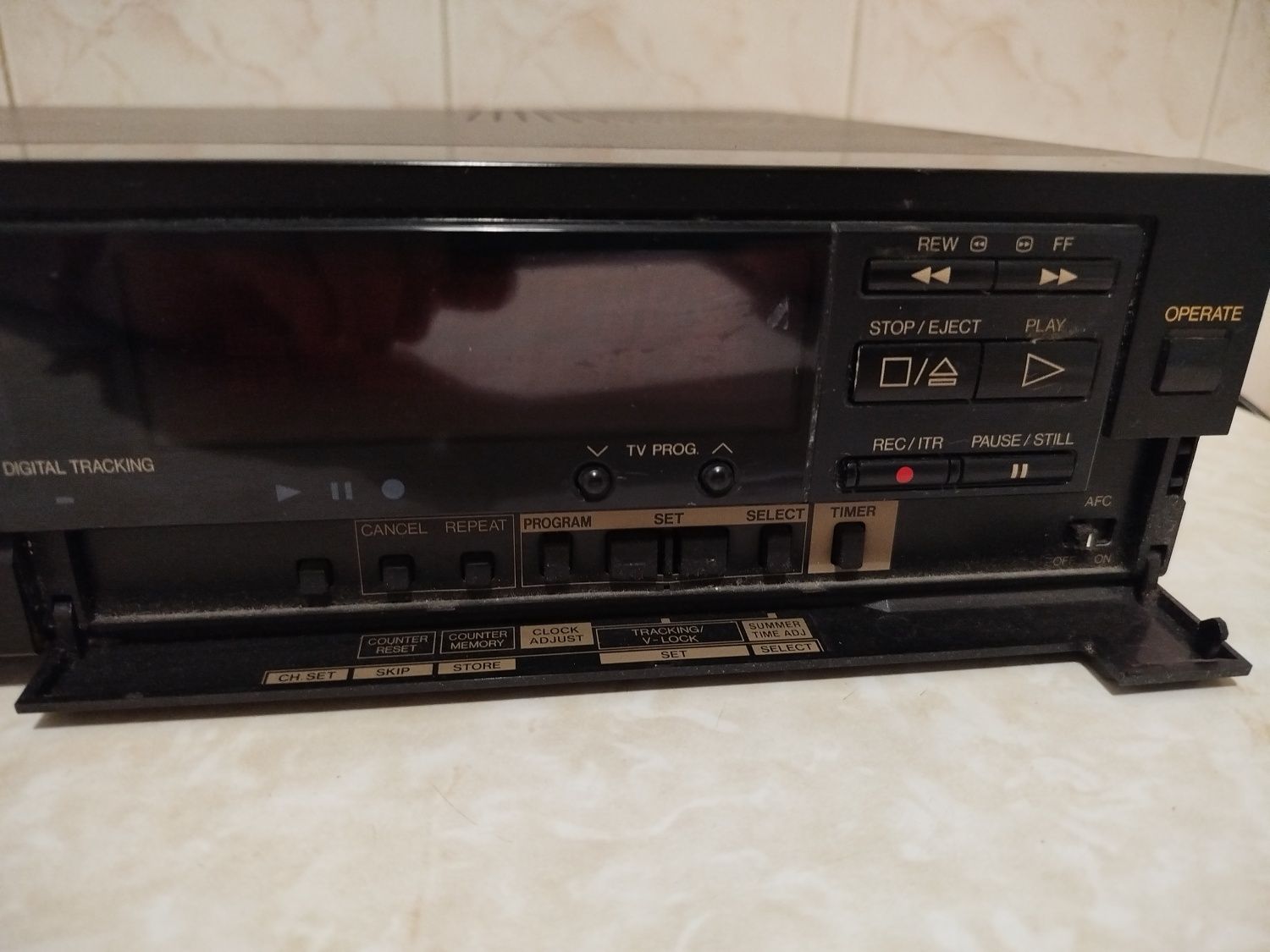 Продам Видеомагнитофон JVC