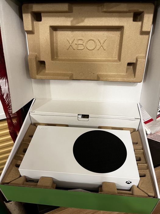 Xbox series S идеальное состояние