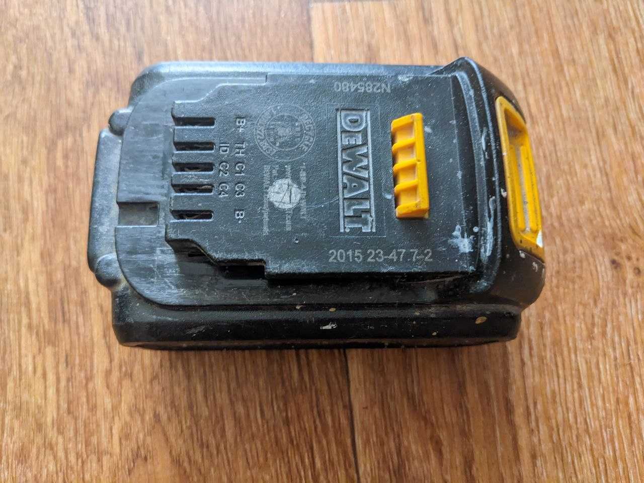 Набор бесщеточных шуруповертов Dewalt DCD791 / DCF809 20V