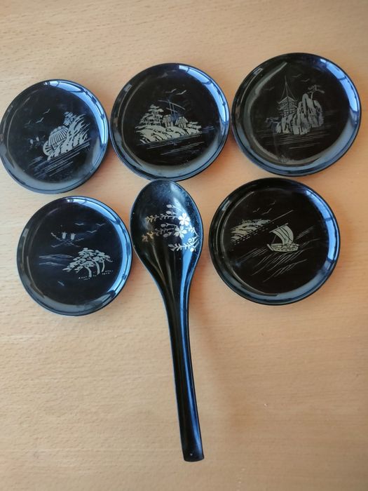 Conjunto de pratos japoneses, Japão.