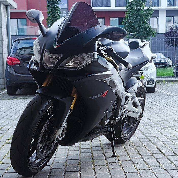 Aprilia RSV4 1000 APRC