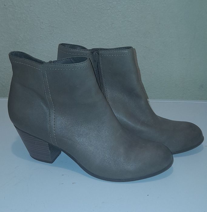 Ботинки женские, ботільони, чоботи, шкіра, р-р 41