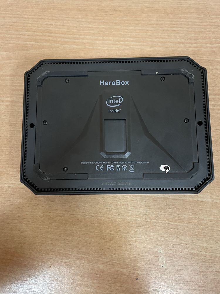 Do negocjacji Komputer Mini PC CHUWI HeroBox 8/256GB Intel N4500
