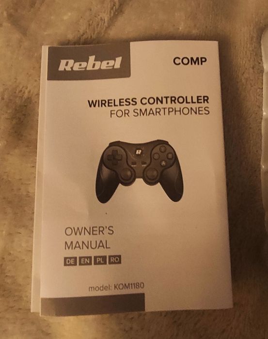 Comando Bluetooth compatível com : 
Android / IOS / PC / PS3