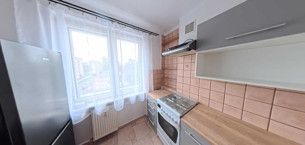 Świetna lokalizacja, wszędzie blisko, pierwszy najemca po remoncie