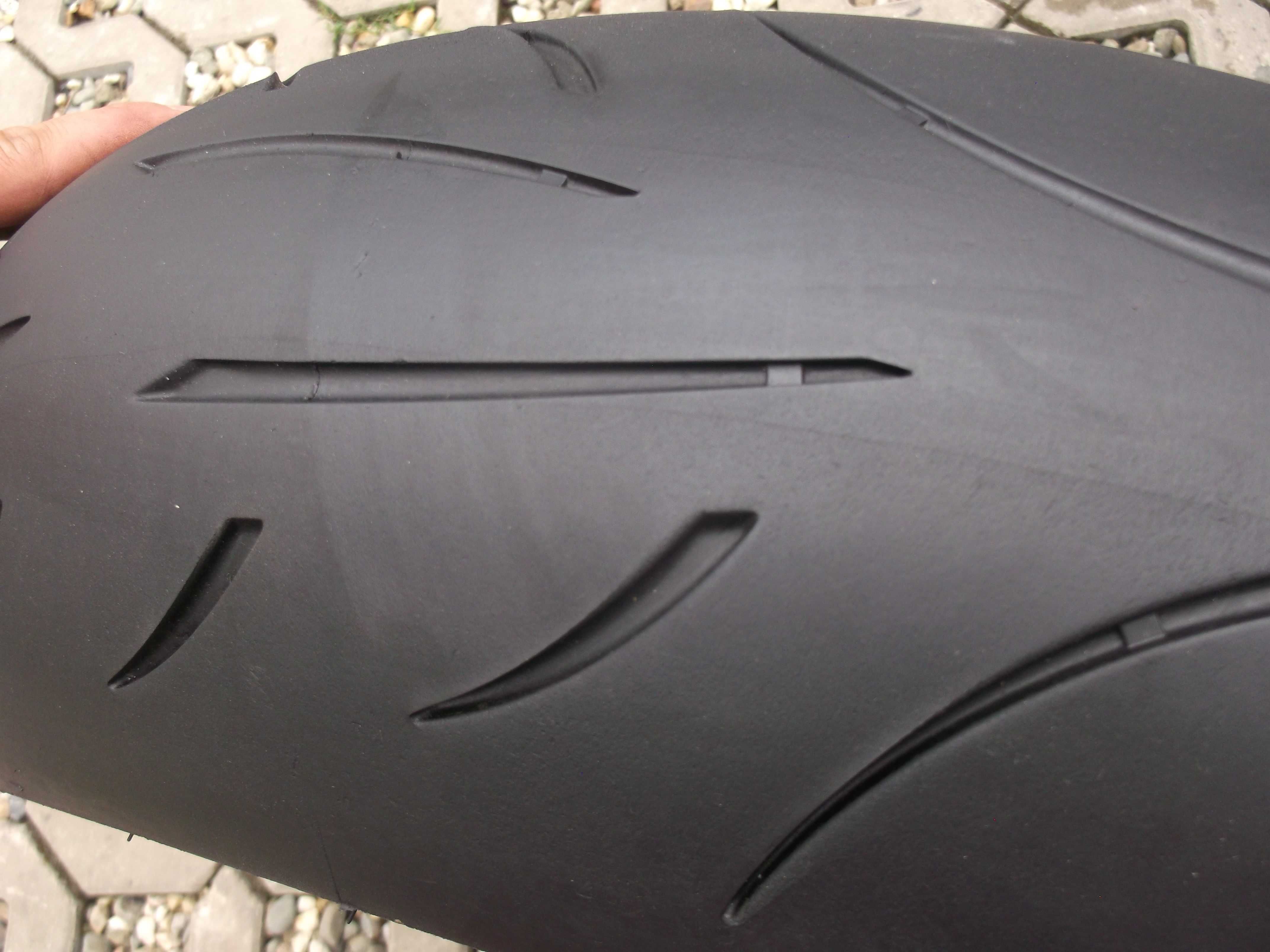 opona 190/55ZR17 Metzeler Sportec M9rr dot0524 2,4mm tor r1 cbr