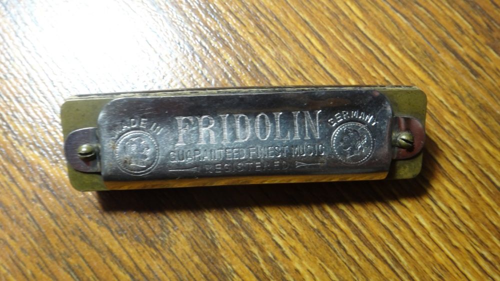 Антикварная, маленькая немецкая губная гармошка «FRIDOLIN»
