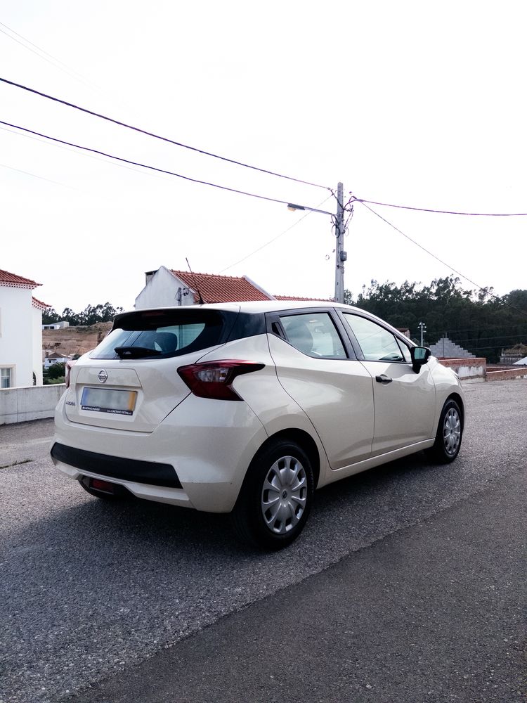 Nissan Micra 5 | 1.0 Gasolina