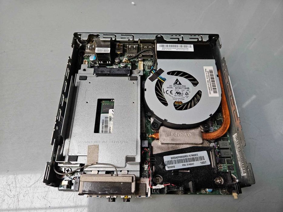 ПК Lenovo ThinkCentre M70Q Tiny(Core i5-10500T/16GB/SSD256GB M.2 NVMe)
