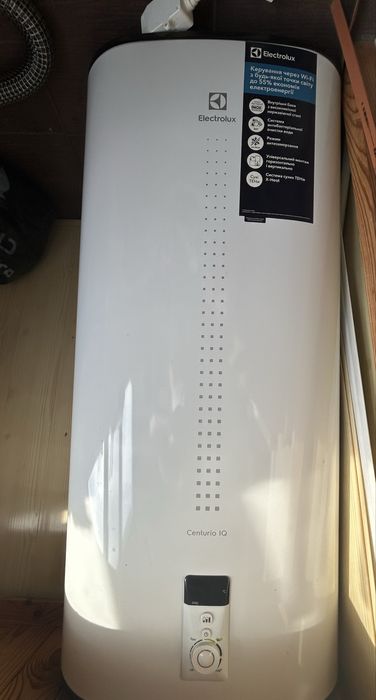 Бойлер Electrolux EWH 50  Centurio, 2 тена,  с Wi-Fi