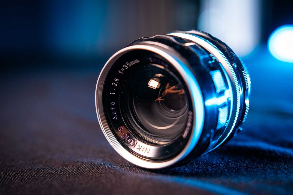 Nikon Nikkor 35mm f/2.8