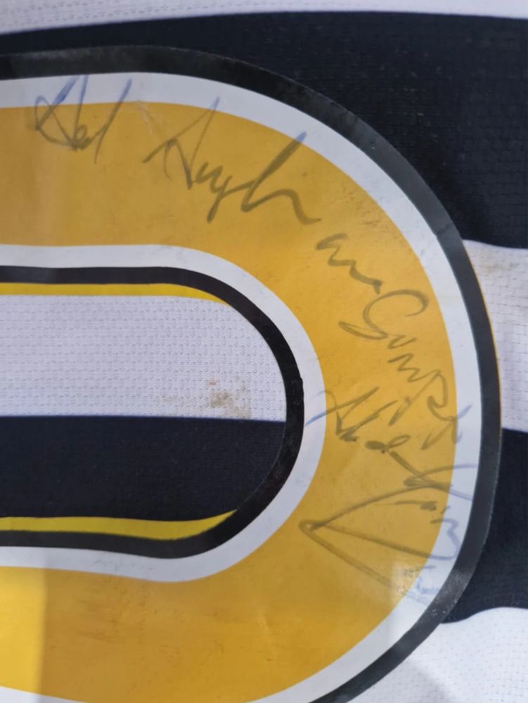 Camisola autografada del piero