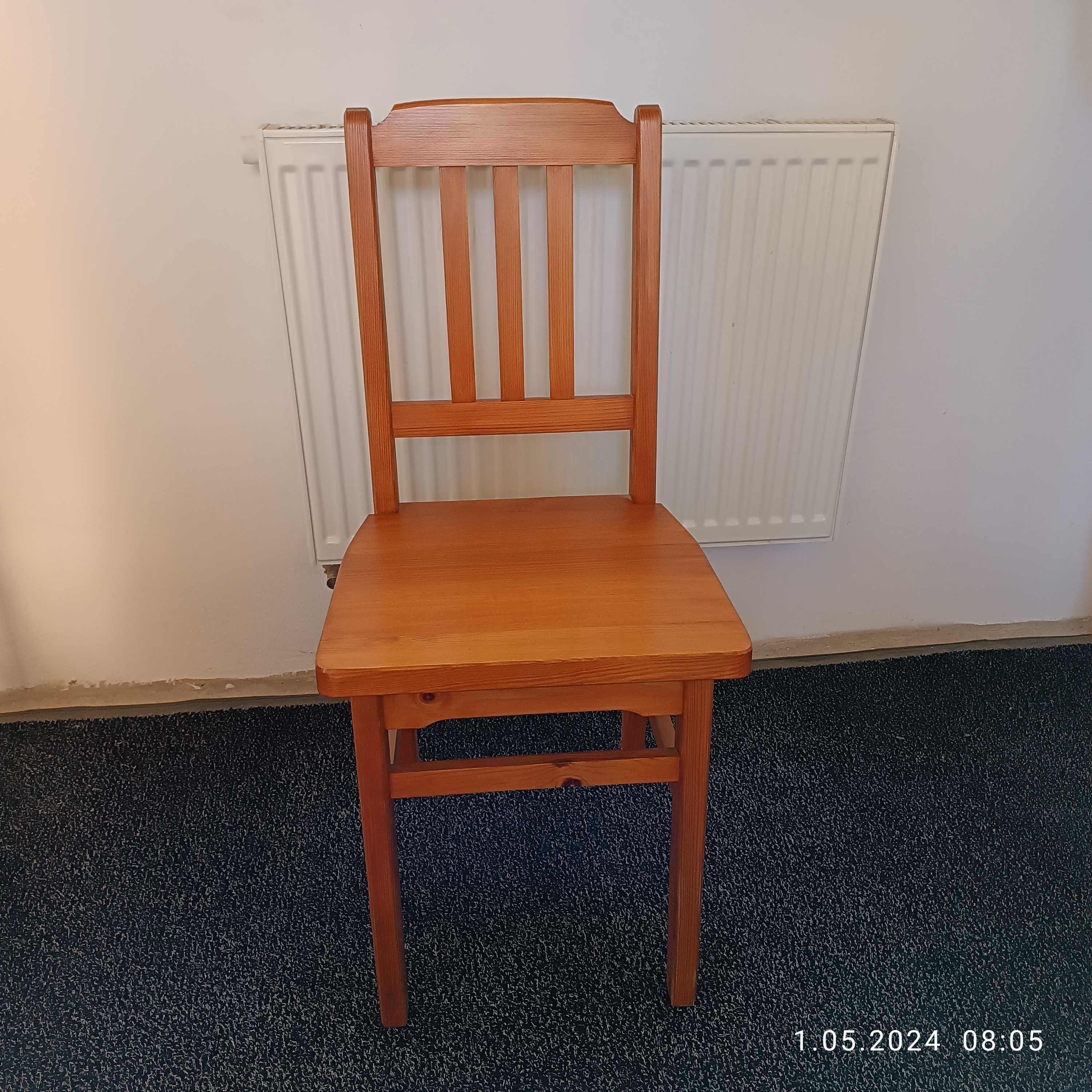 krzeslo sosnowe jedna sztuka
