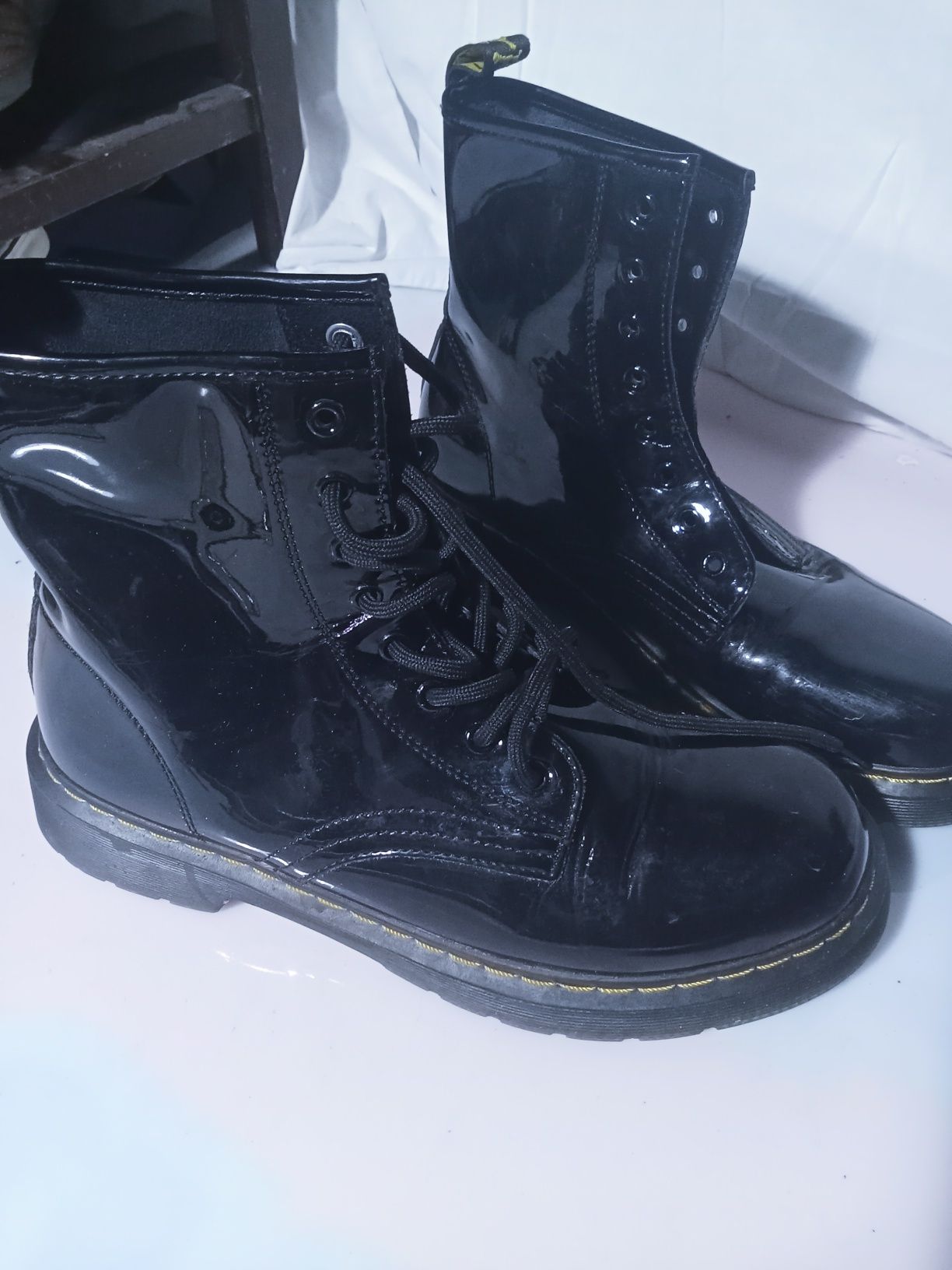Botas de homem pretas como novas, numero  41Ref 151