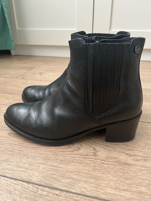 Eleganckie skórzane Botki zimowe z ociepleniem Caprice 40