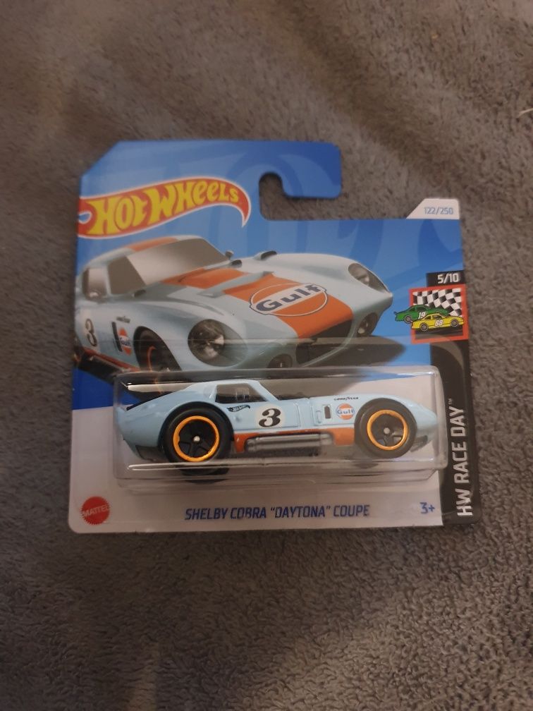 Shelby Cobra Daytona Coupe Hot Wheels