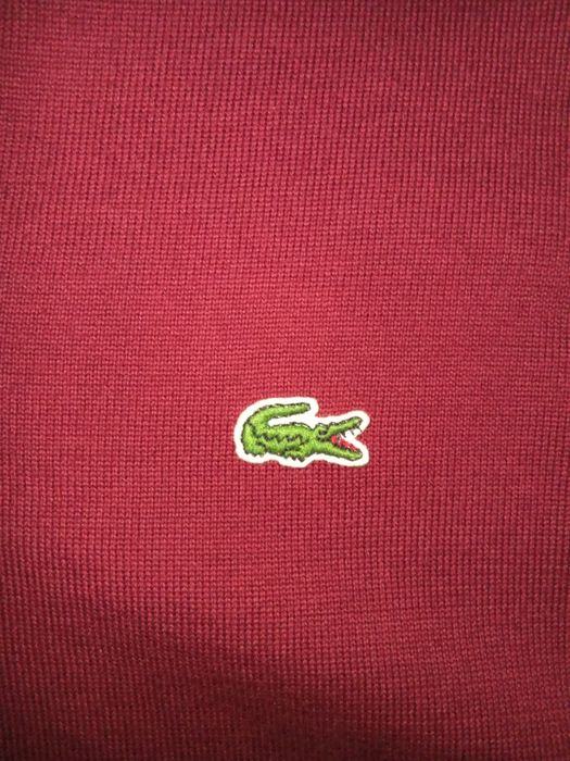 Светр від Lacoste