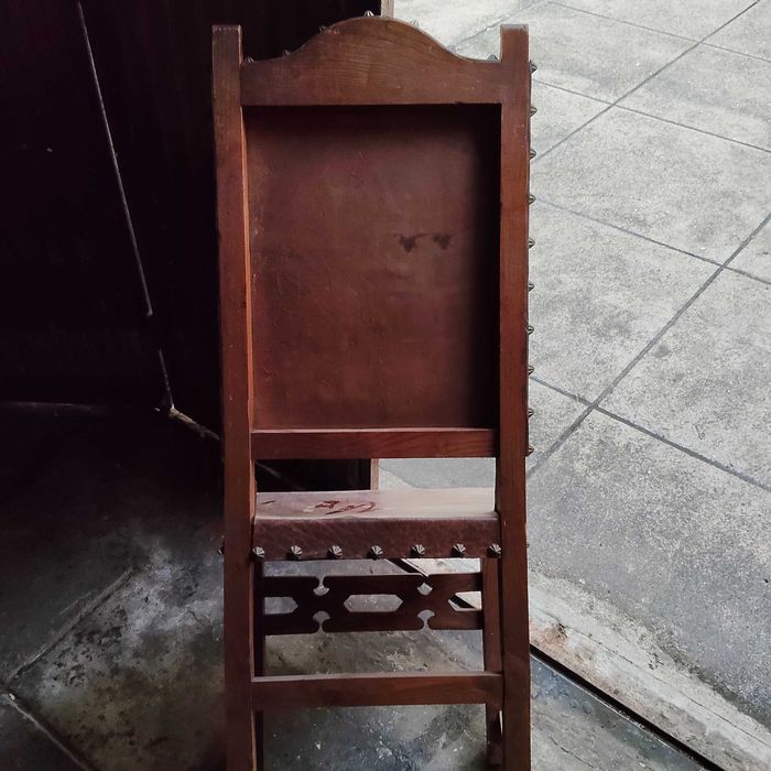 Conjunto de 4 cadeiras antigas