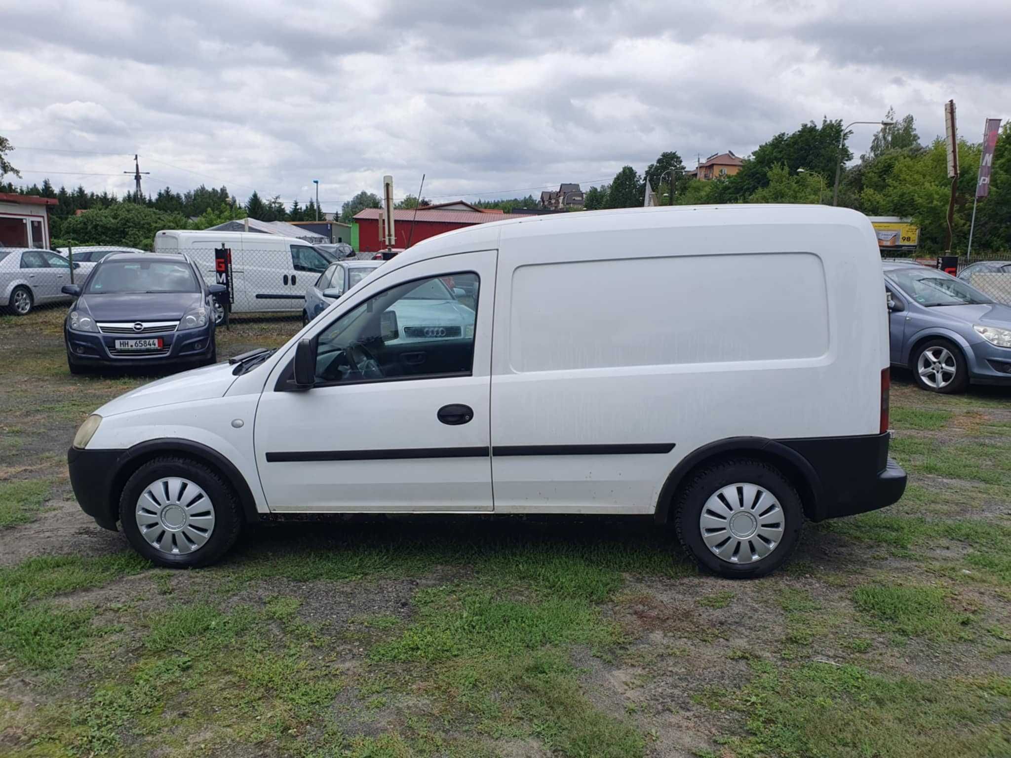 Opel Combo 1,3cdti*Hak*Import
