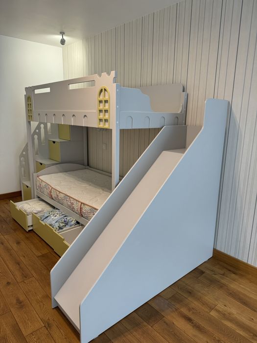 Ліжко двоярусне один матрас Феофанія