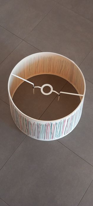 Abajur quarto criança.