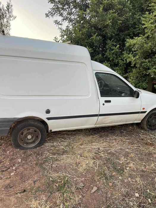 Ford corrier 1.8D
