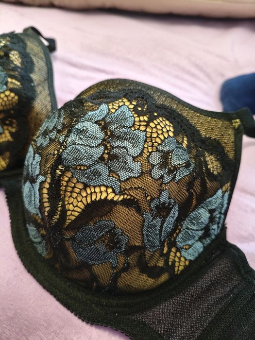 Бюстгальтер 85С, брендовий Kleo, шикарний, ліфчик