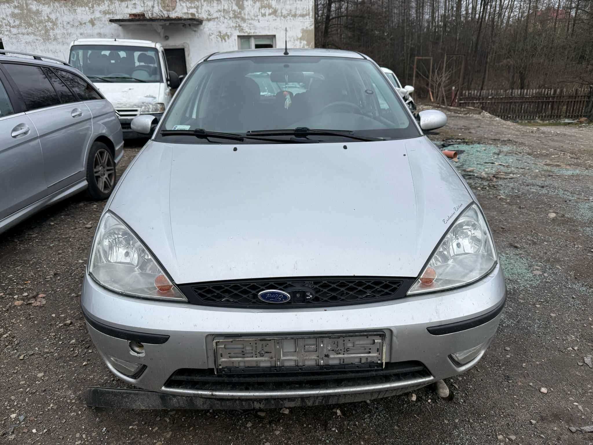 Maska  Ford focus mk1   kod lakieru 08 srebrna