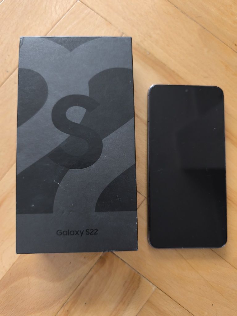 Samsung Galaxy S22 – Stan bardzo dobry – T-Mobile