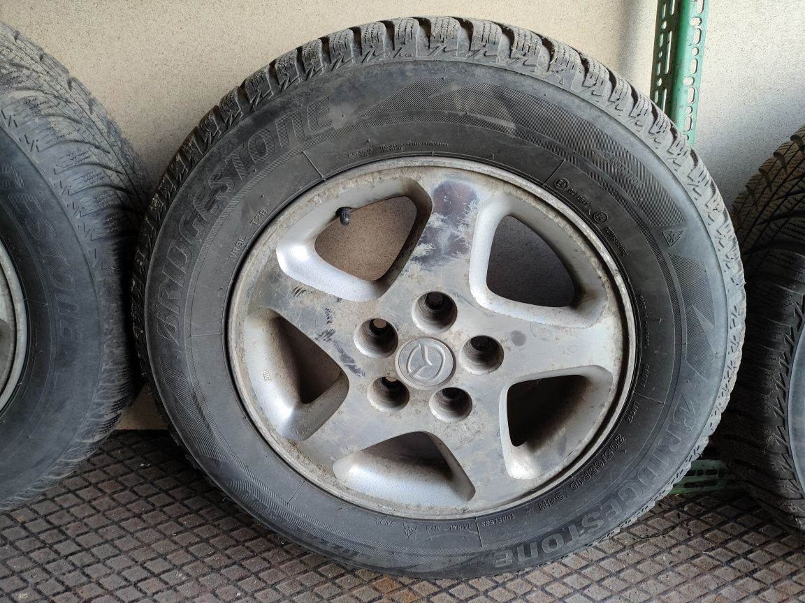 Mazda MPV Koła felgi i opony zimowe Bridgestone Blizzak LM001 205/65 r