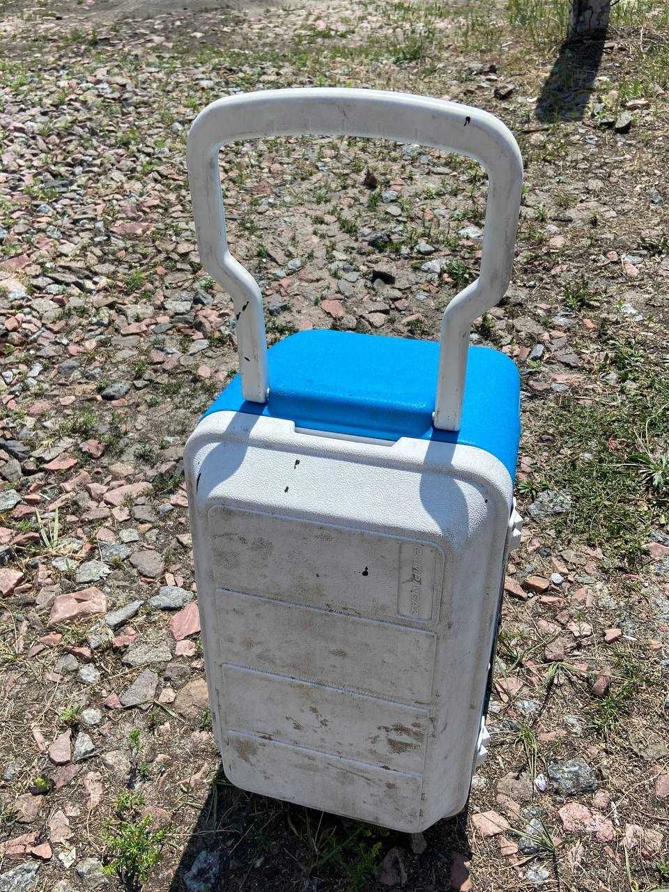 Холодильник дорожный