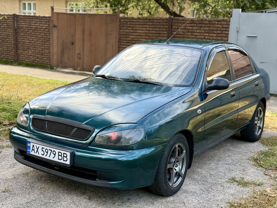 Daewoo Lanos 2.5 V6 Opel x25xe