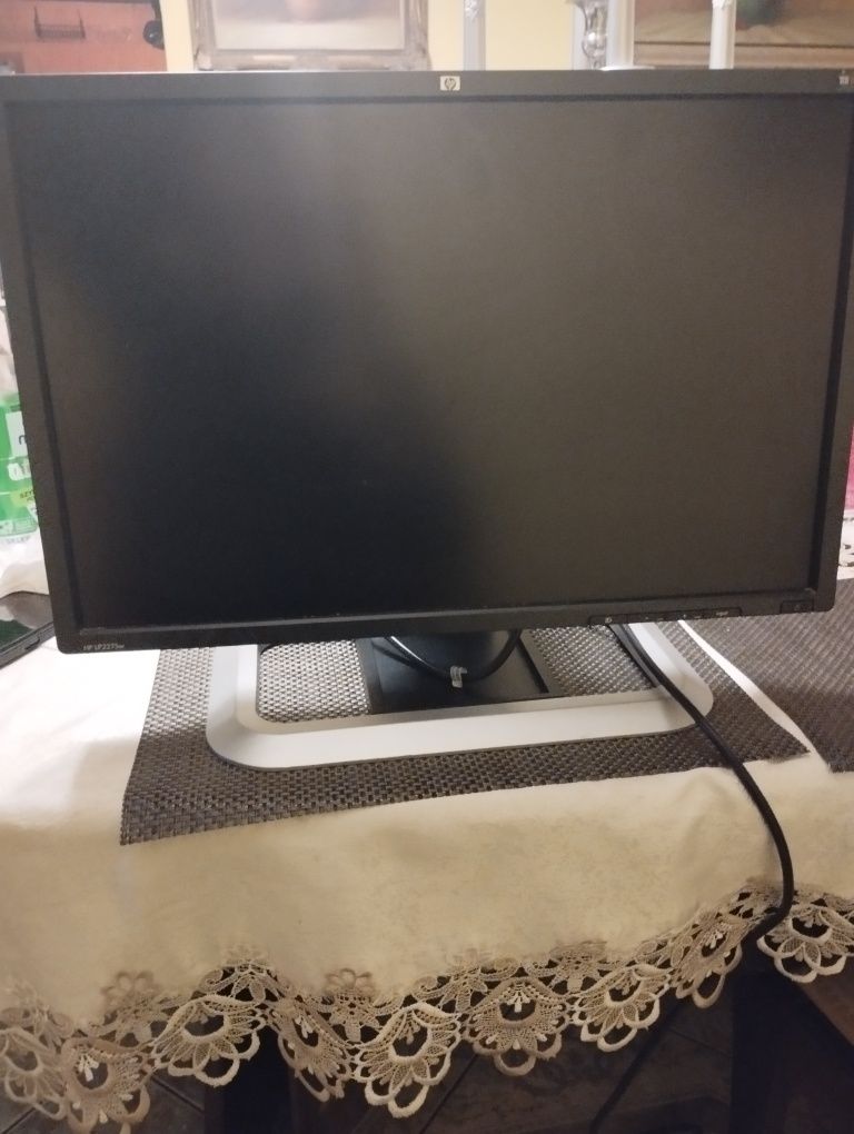 Monitor HP LP2275w