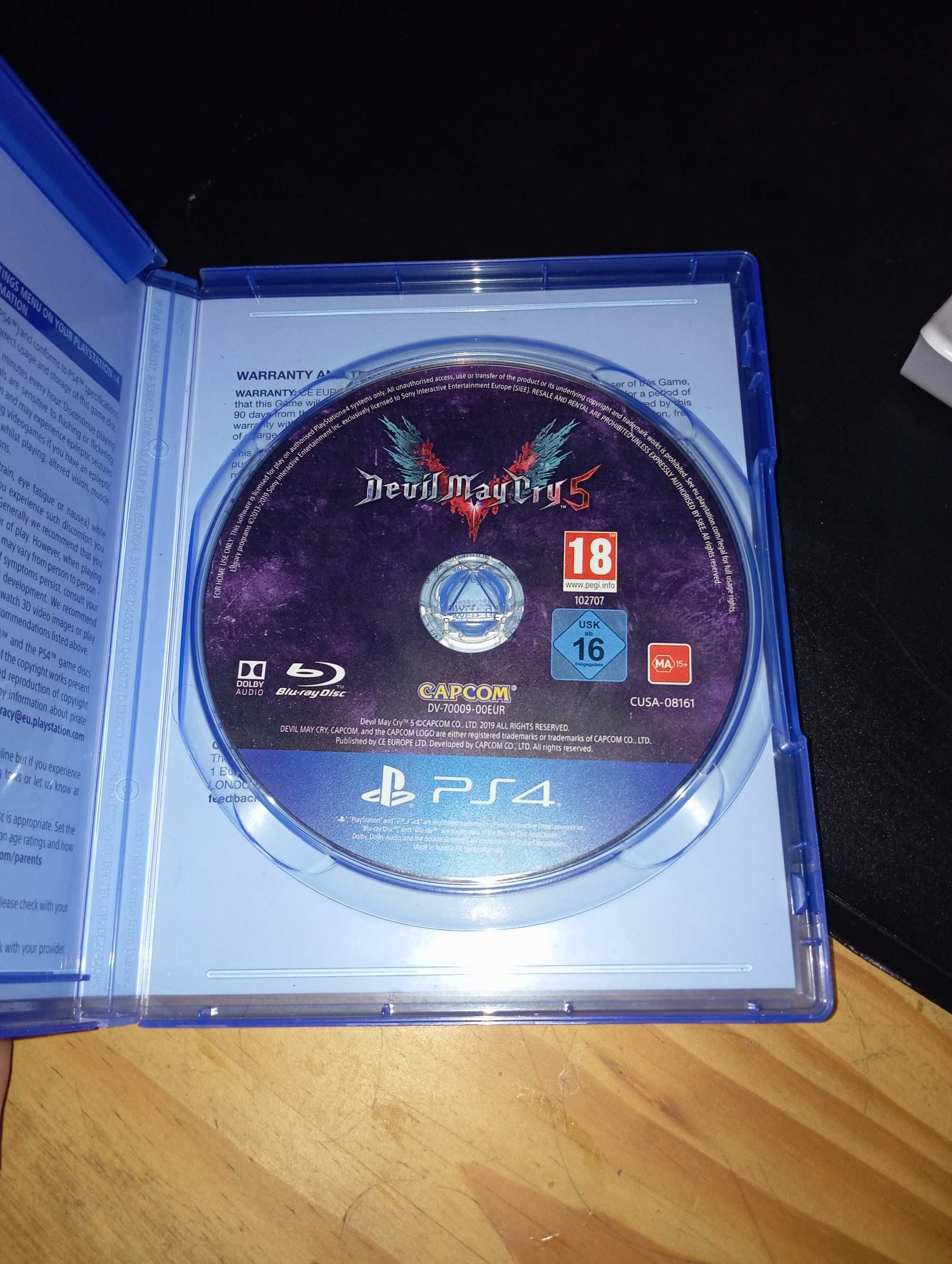 Devil May Cry 5 - ps4 (Sem DLC)