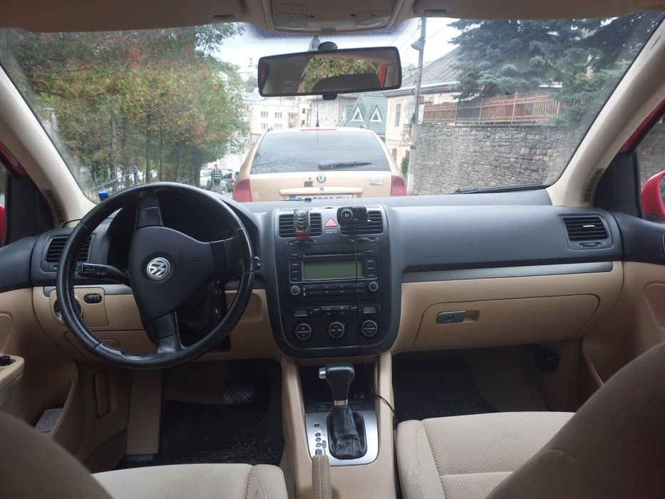 Голф 5 2.0 FSI 6ступка на автоматі