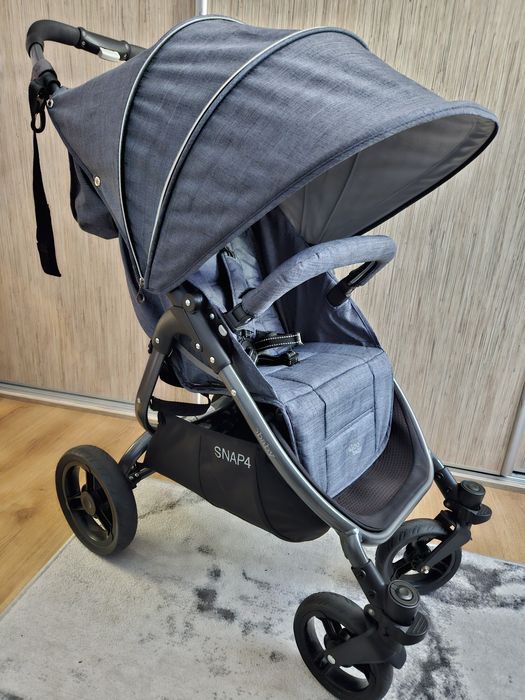 Wózek Valco baby Snap 4 Denim + zimowy śpiworek Kutnik "baranek"