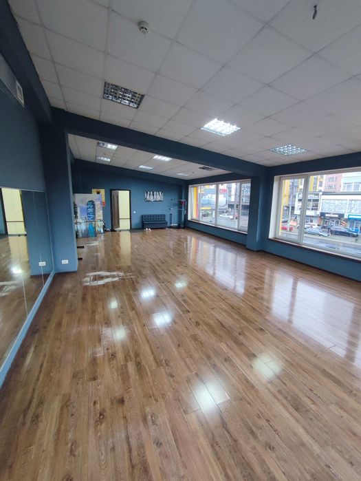 Продаж комерція 445$/м2 вул.Тролейбусна