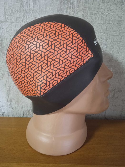 Шапочка для плавания неопрен 3 мм Nabaiji  (Франция) Размер 54-56 (ML)