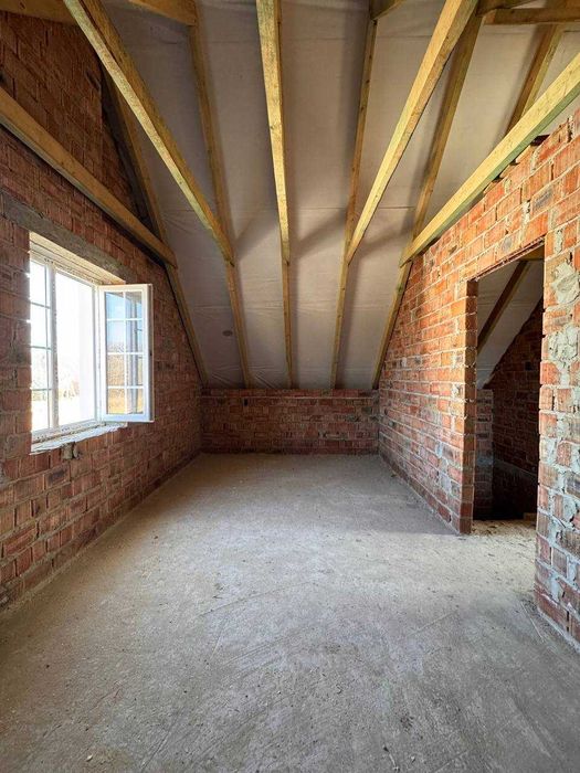 Продаж окремостоячого будинку біля лісу у с. Бірки