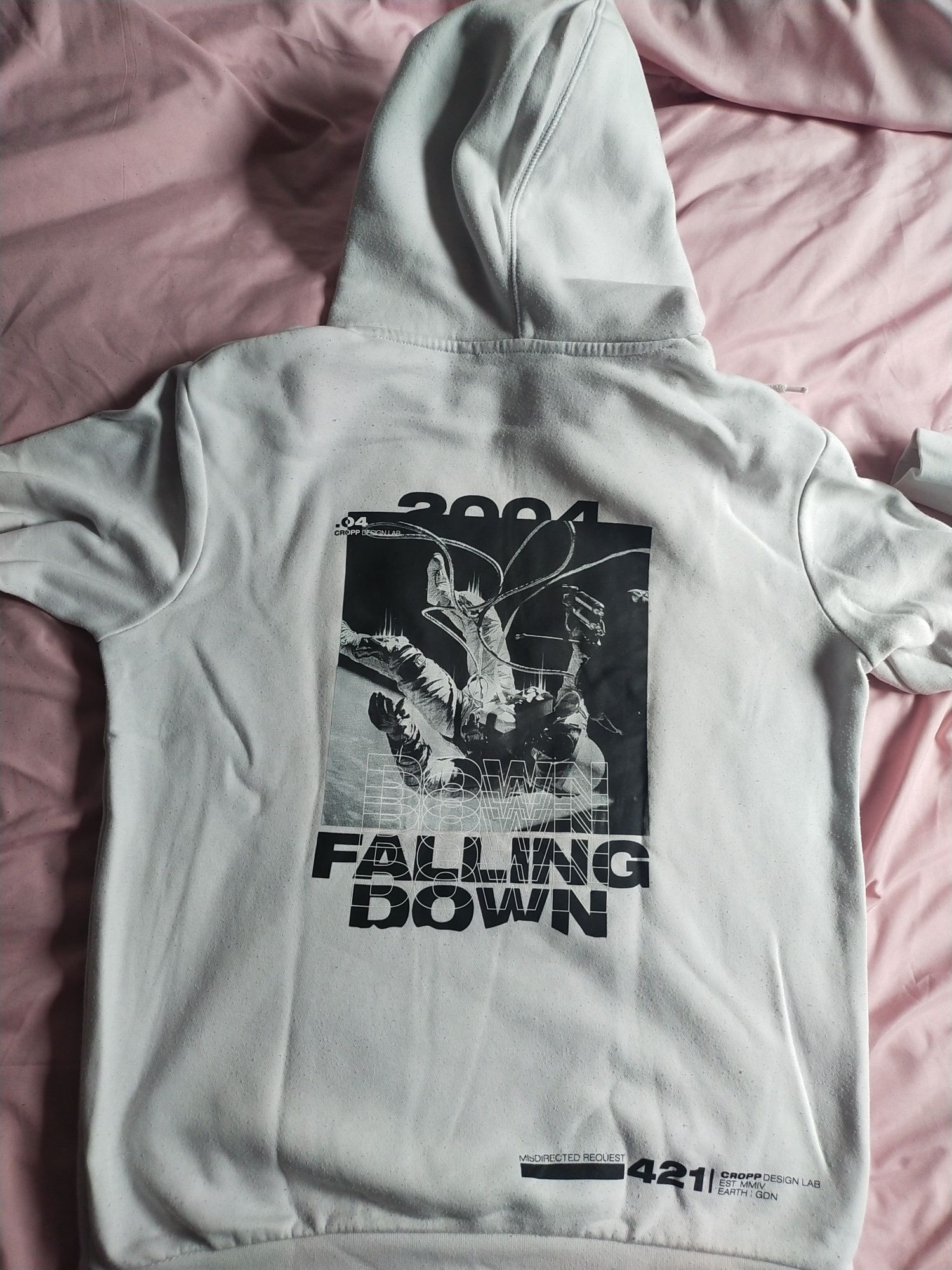 Bluza z kapturem Cropp