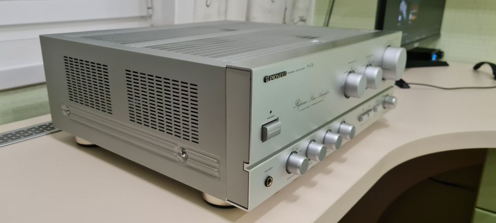 Pioneer a676 В ідеальному стані