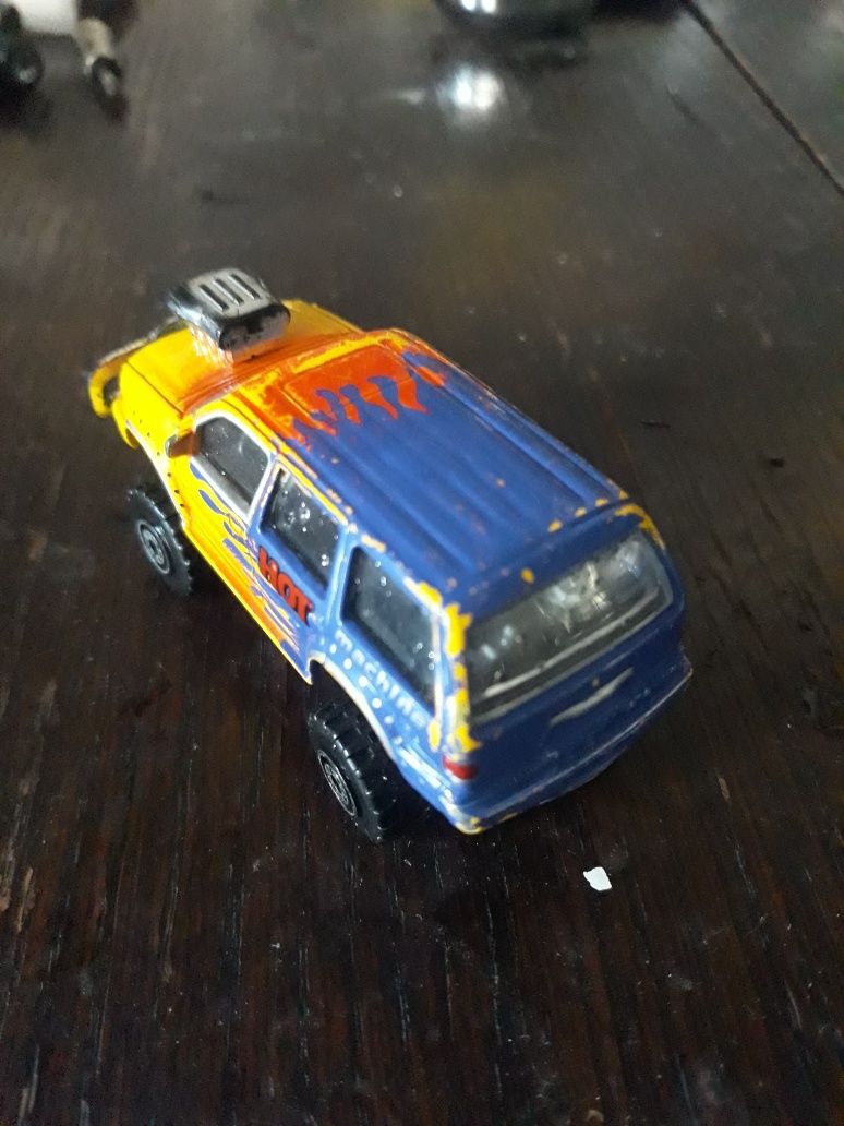 Ford Explorer firmy Realtoy