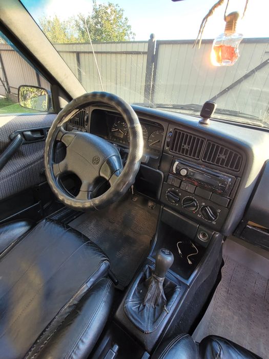 Пасат б3 , в гарному стані.