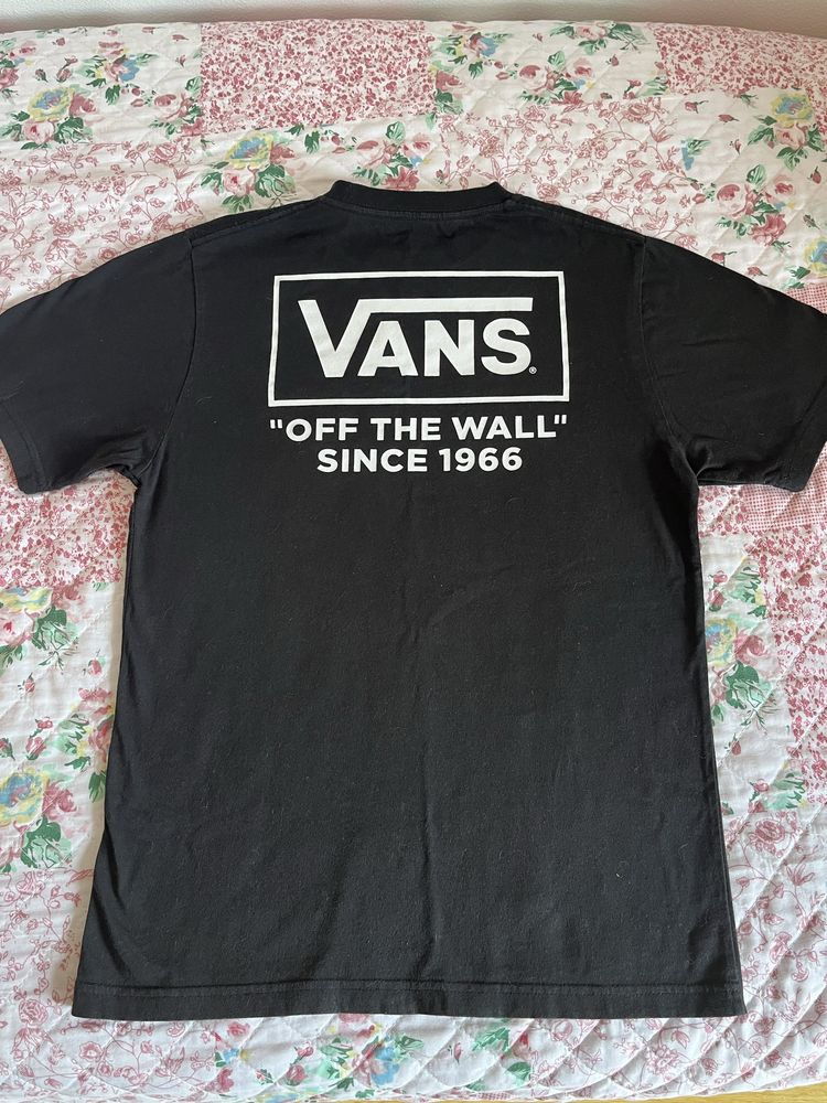 T-Shirt Vans, em estado novo
