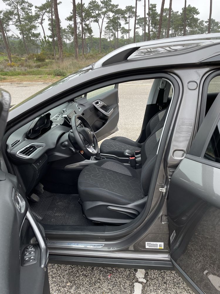 Peugeot 2008  | 2019 | 79.369 km
