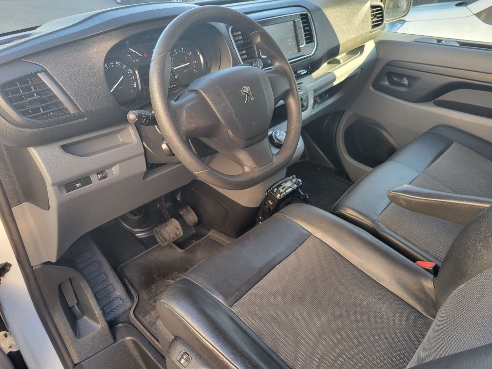 Peugeot Expert 2.0 HDI 177KM Automat hak
